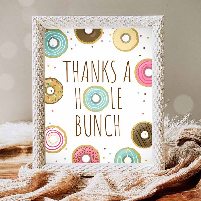 Thanks a hole bunch Donut Kids Birthday, Table Decor Doughnut Kids Birthday, Blue Boy Kids Birthday, Favors Thank you For coming